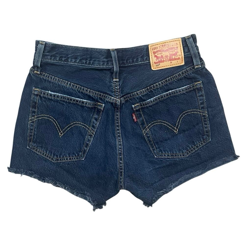 Levi’s Women’s 501 Button Fly Cut Off Dark Denim Jean Shorts Size 26 Frayed Hem